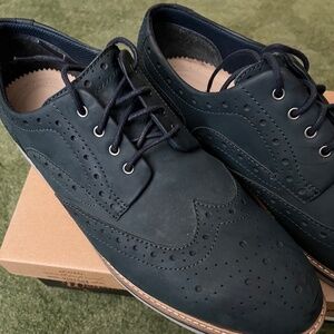 Weatherproof Vintage Wayne Navy Leather Wingtip Oxfords - Men's Size 13M